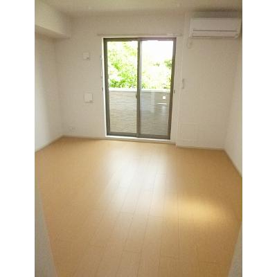 ウェール 104【管理NO：1-020187301-01040】 ★家具家電は申し込み後に搬入します★の物件画像