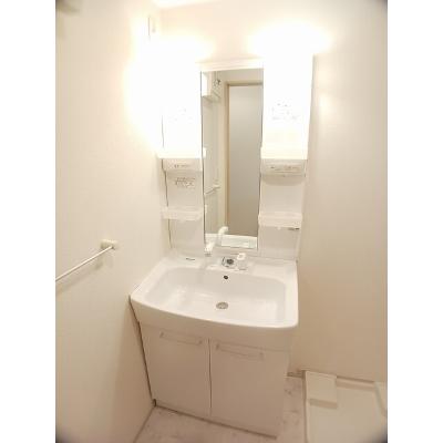 モダングランツ　Ａ 102【管理NO：1-017343001-01020】 ★家具家電は申し込み後に搬入しますの物件画像