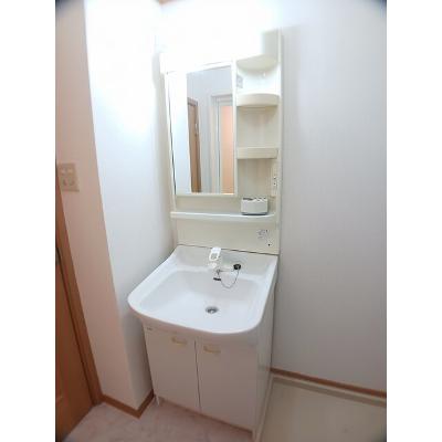 グリーン　ゲイブルズ　Ⅰ番館 202【管理NO：1-011691401-02020】 ★家具家電は申し込み後に搬入しますの物件画像