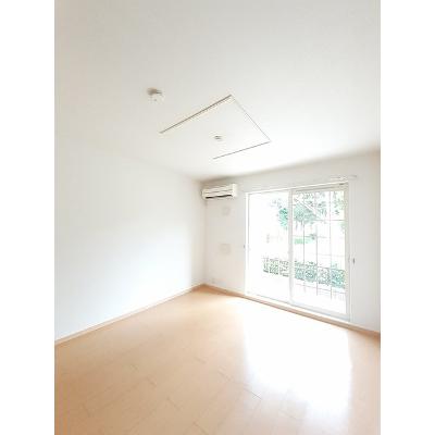パークサイド・ドミール 102【管理NO：1-016481401-01020】 ★家具家電は申し込み後に搬入しますの物件画像