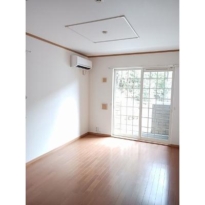 グランド　ウィッシュＡ 103【管理NO：1-012925301-01030】 ★家具家電は申し込み後に搬入します★の物件画像