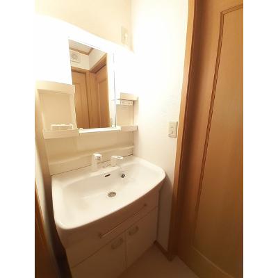 グランド　ウィッシュＡ 103【管理NO：1-012925301-01030】 ★家具家電は申し込み後に搬入します★の物件画像