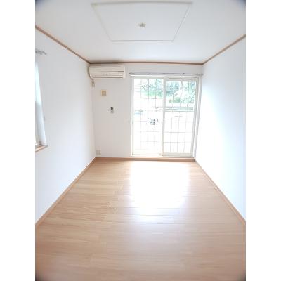 エトワール・バリーヒル 103【管理NO：1-012446601-01030】 ★家具家電は申し込み後に搬入します★の物件画像