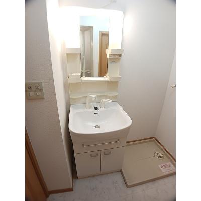 エトワール・バリーヒル 103【管理NO：1-012446601-01030】 ★家具家電は申し込み後に搬入します★の物件画像