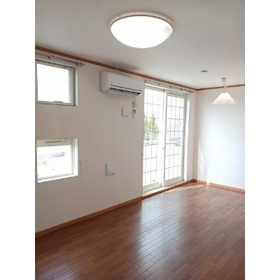 サウス　ヒルズ　Ⅰ 201【管理NO：1-011696501-02010】 ★家具家電は申し込み後に搬入しますの物件画像