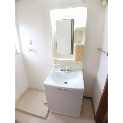 ジョリフルール 105【管理NO：1-010400501-01040】 ★家具家電は申し込み後に搬入します★の物件画像