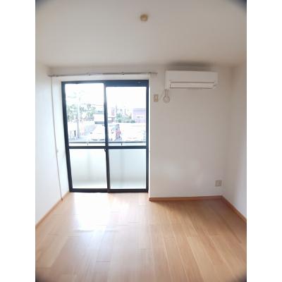 ハイツＦＬＯＷＥＲ 102【管理NO：1-007458401-01020】 ★家具家電は申し込み後に搬入します★の物件画像
