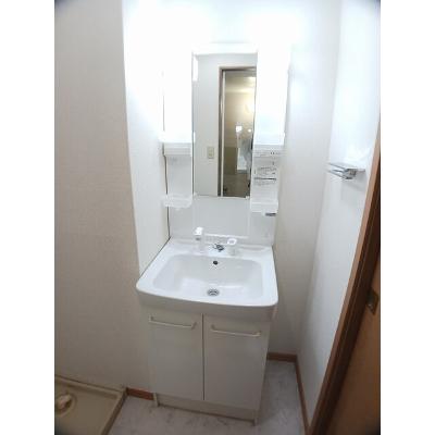 ハイツＦＬＯＷＥＲ 102【管理NO：1-007458401-01020】 ★家具家電は申し込み後に搬入します★の物件画像
