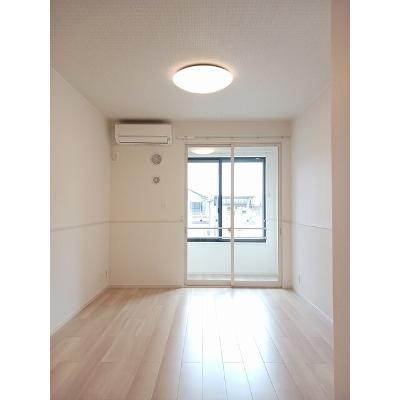 カルム　高砂 101【管理NO：1-026849101-01010】 ★家具家電は申し込み後に搬入しますの物件画像