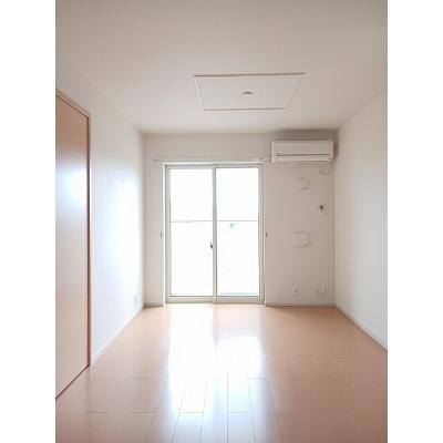 エルカーサ　Ⅲ 201【管理NO：1-019144101-02010】 ★家具家電は申し込み後に搬入します 2026年07月下旬入居可能の物件画像
