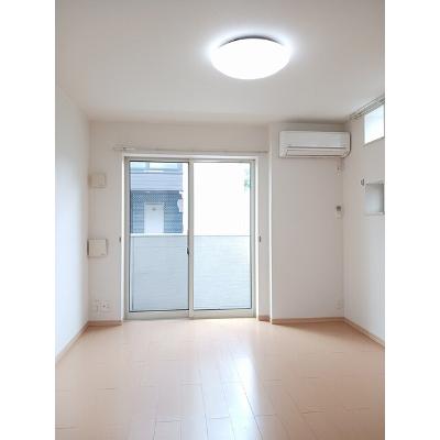 ナイツシャトー 206【管理NO：1-018195101-02050】 ★家具家電は申し込み後に搬入します★の物件画像