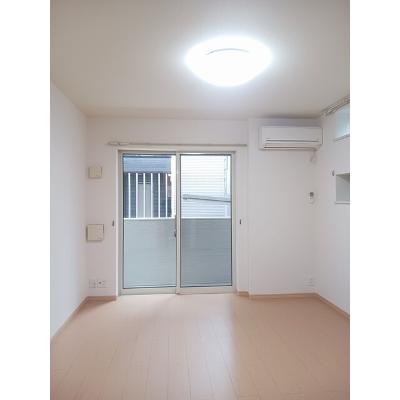 ナイツシャトー 106【管理NO：1-018195101-01050】 ★家具家電は申し込み後に搬入しますの物件画像