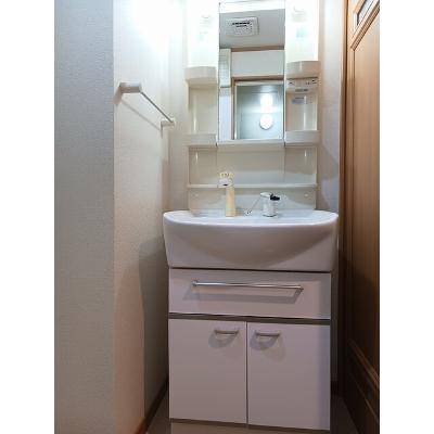 ラフレシール秋根 301【管理NO：1-014464801-03010】 ★家具家電は申し込み後に搬入します★の物件画像