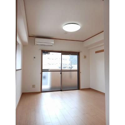 ドエルⅦ 201【管理NO：1-012967901-02010】 ★家具家電は申し込み後に搬入しますの物件画像