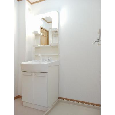 ソレアードエムＢ 203【管理NO：1-012438601-02030】 ★家具家電は申し込み後に搬入しますの物件画像