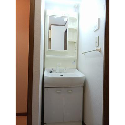 ミニヨン　Ｋ・Ｔ 201【管理NO：1-011368201-02010】 ★家具家電は申し込み後に搬入しますの物件画像