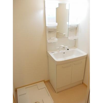 ブルーパイン　Ⅱ－Ａ 102【管理NO：1-019807501-01020】 ★家具家電は申し込み後に搬入します★の物件画像