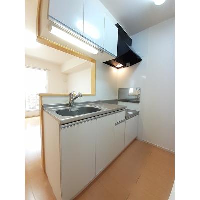 ヴァルム長府 201【管理NO：1-019047701-02010】 ★家具家電は申し込み後に搬入します 2026年07月中旬入居可能の物件画像
