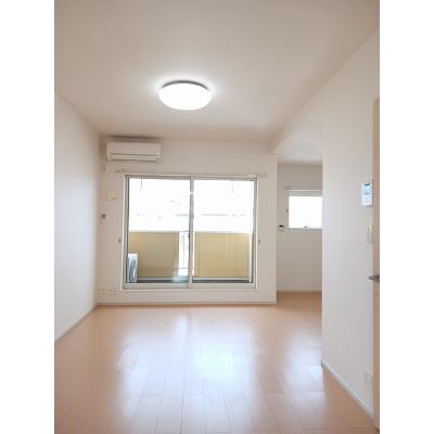 ルネサンス 202【管理NO：1-017986101-02020】 ★家具家電は申し込み後に搬入します★の物件画像
