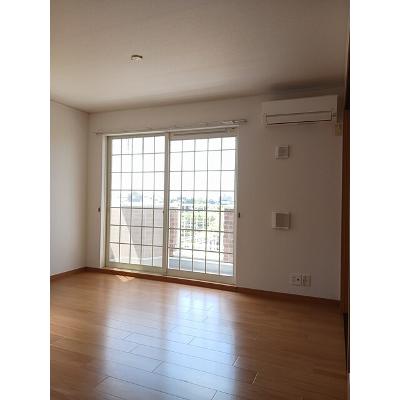 アパシーブレ　Ⅰ番館 101【管理NO：1-014038501-01010】 ★家具家電は申し込み後に搬入しますの物件画像
