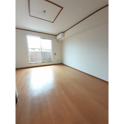 サンシャイン長府　Ⅱ 201【管理NO：1-011389502-02010】 ★家具家電は申し込み後に搬入します★の物件画像