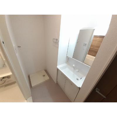 アクアプラ　Ⅲ 202【管理NO：1-027035603-02020】 ★家具家電は申し込み後に搬入します★の物件画像