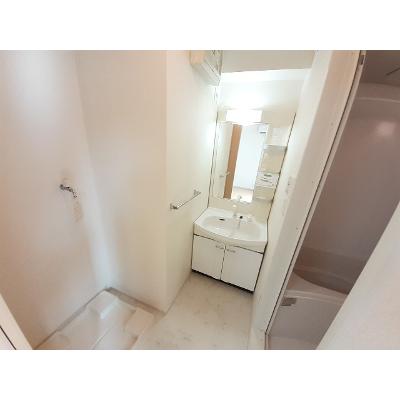 ラインハイム足立山Ａ 102【管理NO：1-016872101-01020】 ★家具家電は申し込み後に搬入します★の物件画像