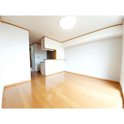 フィオーレ長行東二番館 202【管理NO：1-012359401-02020】 ★家具家電は申し込み後に搬入します★の物件画像