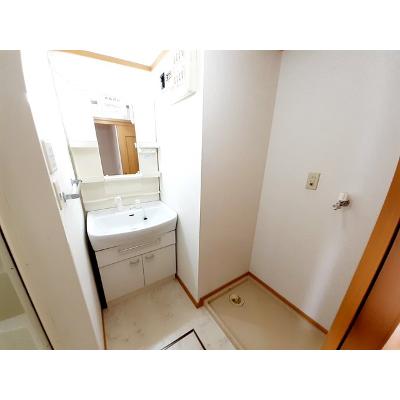フィオーレ長行東二番館 202【管理NO：1-012359401-02020】 ★家具家電は申し込み後に搬入します★の物件画像