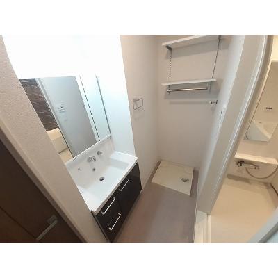 ヒカルサ行橋　Ⅱ 102【管理NO：1-027500602-01020】 ★家具家電は申し込み後に搬入します★の物件画像