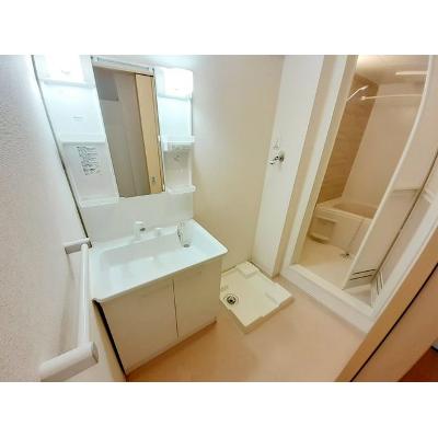 フレッシュリーＢ 103【管理NO：1-020860502-01030】 ★家具家電は申し込み後に搬入します★の物件画像