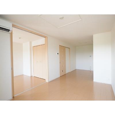 グランド　アルブル　Ⅱ 202【管理NO：1-019741202-02020】 ★家具家電は申し込み後に搬入します★ ★2026年09月下旬入居可能★の物件画像