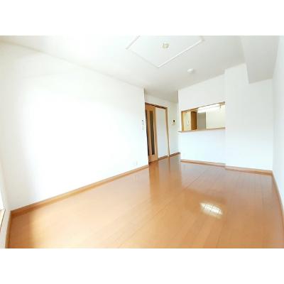 メイブリーズ 203【管理NO：1-013830901-02030】 ★家具家電は申し込み後に搬入します★の物件画像