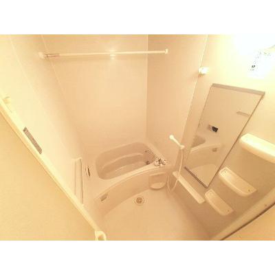 クリスマスローズⅢ 102【管理NO：1-012719602-01020】 ★家具家電は申し込み後に搬入します★の物件画像