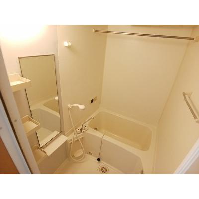 フィオーレ長行西 105【管理NO：1-012227501-01040】 ★家具家電は申し込み後に搬入します★の物件画像