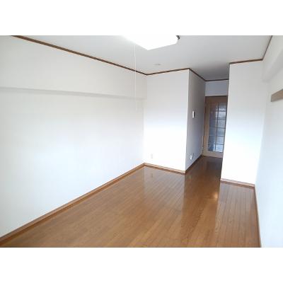プレンティⅡ 302【管理NO：1-011135801-03020】 ★家具家電は申し込み後に搬入します★の物件画像