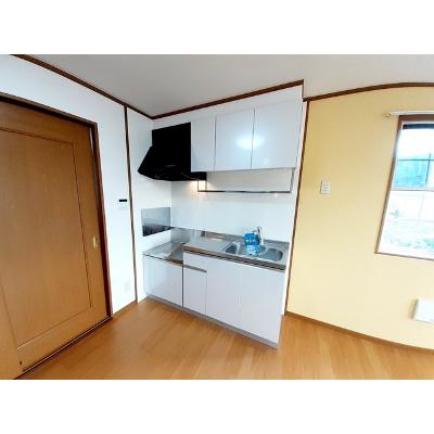 プラムール　Ⅱ番館 202【管理NO：1-010627902-02020】 ★家具家電は申し込み後に搬入しますの物件画像