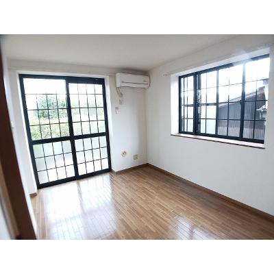 リス　プランタンＡ 101【管理NO：1-010531701-01010】 ★家具家電は申し込み後に搬入します★の物件画像