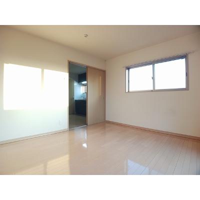 エスティ岬の山 301【管理NO：1-099209701-03010】 ★家具家電は申し込み後に搬入します★の物件画像