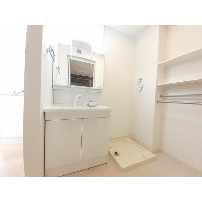 バランタイン　Ⅰ 101【管理NO：1-027006601-01010】 ★家具家電は申し込み後に搬入します★の物件画像