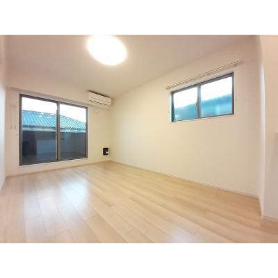ＰＡＲＫＳＩＤＥ　ＣＯＵＲＴⅣ 205【管理NO：1-026677404-02040】 ★家具家電は申し込み後に搬入します★の物件画像