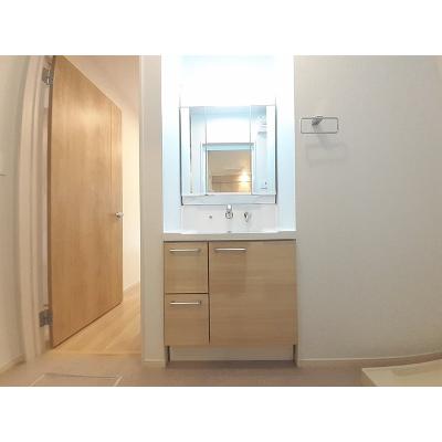 ＰＡＲＫＳＩＤＥ　ＣＯＵＲＴⅣ 205【管理NO：1-026677404-02040】 ★家具家電は申し込み後に搬入します★の物件画像