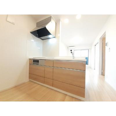 ＰＡＲＫＳＩＤＥ　ＣＯＵＲＴⅣ 201【管理NO：1-026677404-02010】 ★家具家電は申し込み後に搬入します★の物件画像