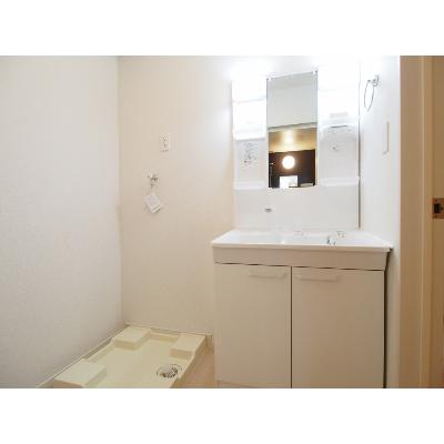 ロワンテール　Ⅱ 201【管理NO：1-022217302-02010】 ★家具家電は申し込み後に搬入します★の物件画像