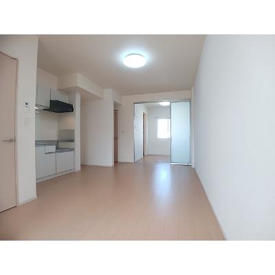 サンリット八児 102【管理NO：1-018657101-01020】 ★家具家電は申し込み後に搬入します★の物件画像