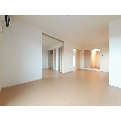 ラッフィナート 202【管理NO：1-017452101-02020】 ★家具家電は申し込み後に搬入します★ ★2026年08月下旬入居可能★の物件画像