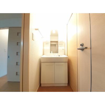 ラッフィナート 202【管理NO：1-017452101-02020】 ★家具家電は申し込み後に搬入します★ ★2026年08月下旬入居可能★の物件画像