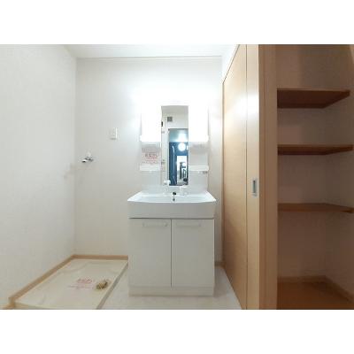 メゾングラースⅡ 101【管理NO：1-015430702-01010】 ★家具家電は申し込み後に搬入します★の物件画像