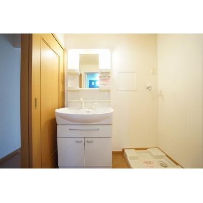 レイクサイド遠賀 206【管理NO：1-015072901-02050】 ★家具家電は申し込み後に搬入します★の物件画像