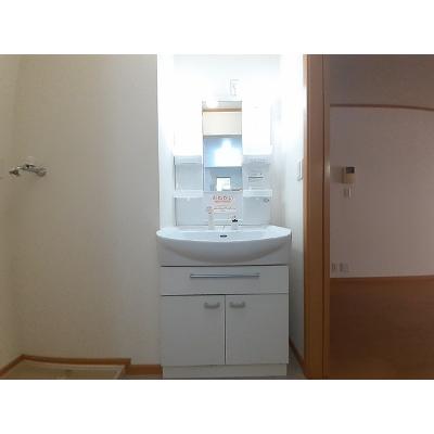 パエーゼ 103【管理NO：1-012974501-01030】 ★家具家電は申し込み後に搬入します★の物件画像